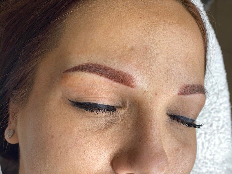 skinbar-kozmetika-elektrokozmetika-alakformalas-dioda-lezeres-kezelesek-dabas-sminktetovalas-63